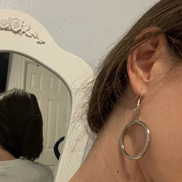 Metal Hoop Earrings PLEASE BUNDLE - Picture 8 of 13